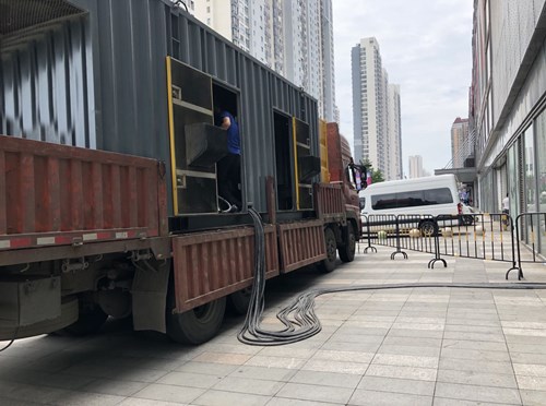 彝良低温环境下，柴油发电机组电池充满电的具体时间受哪些因素影响？